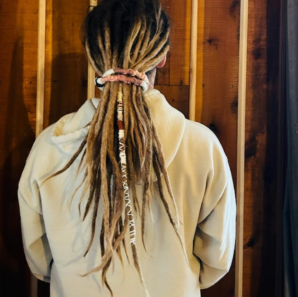 Dreadlock Extensions & Hair Wraps - Picture 4 of 5
